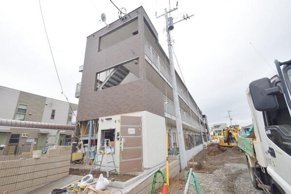 クレイノル メルシェの物件外観写真